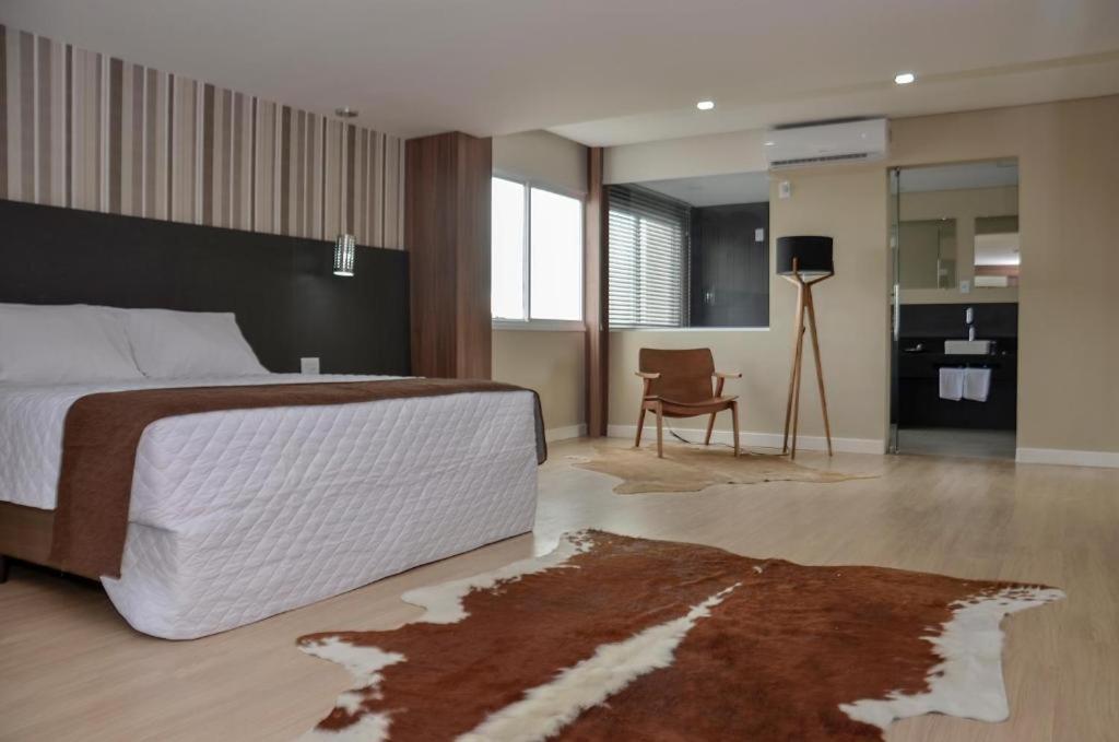 M Tower Hotel Pelotas Exterior foto
